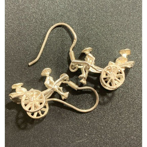 Vtg Pulled Cooley Rickshaw & Passenger Sterling 925 Earrings 5.3G Movable Wheels - Picture 9 of 9